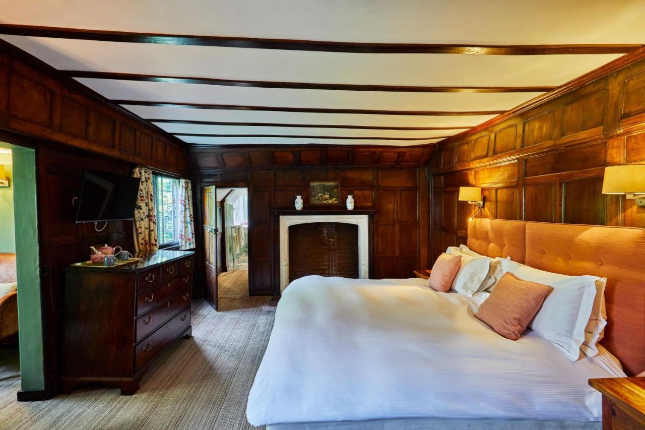 Ockenden Manor Hotel & Spa Cuckfield Exterior photo