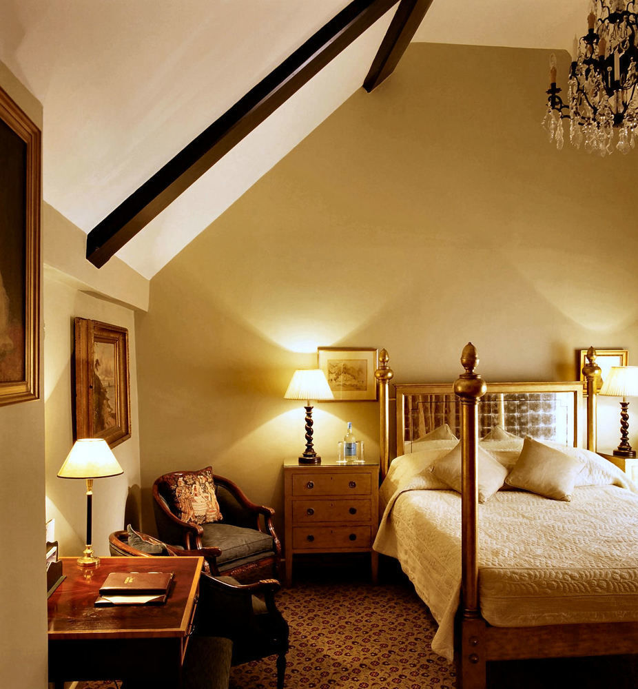 Ockenden Manor Hotel & Spa Cuckfield Exterior photo